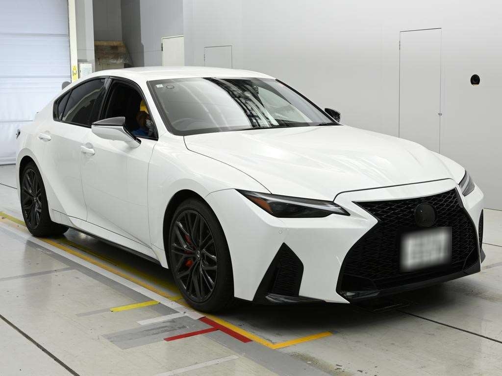 LEXUS IS500