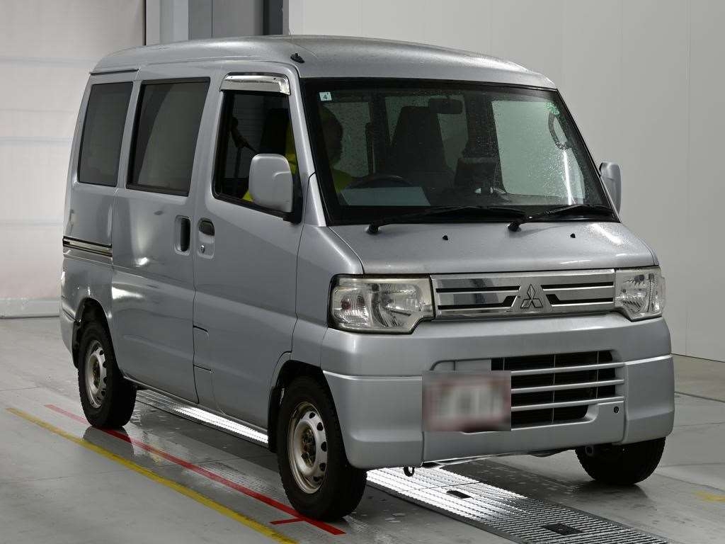 MITSUBISHI MINICAB
