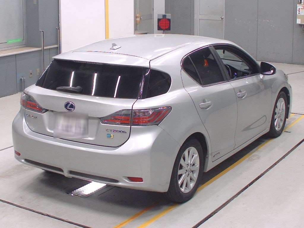 LEXUS CT200H