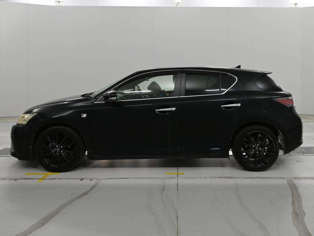 LEXUS CT200H