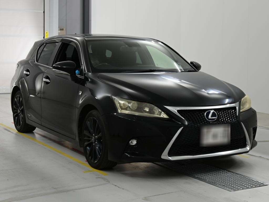 LEXUS CT200H