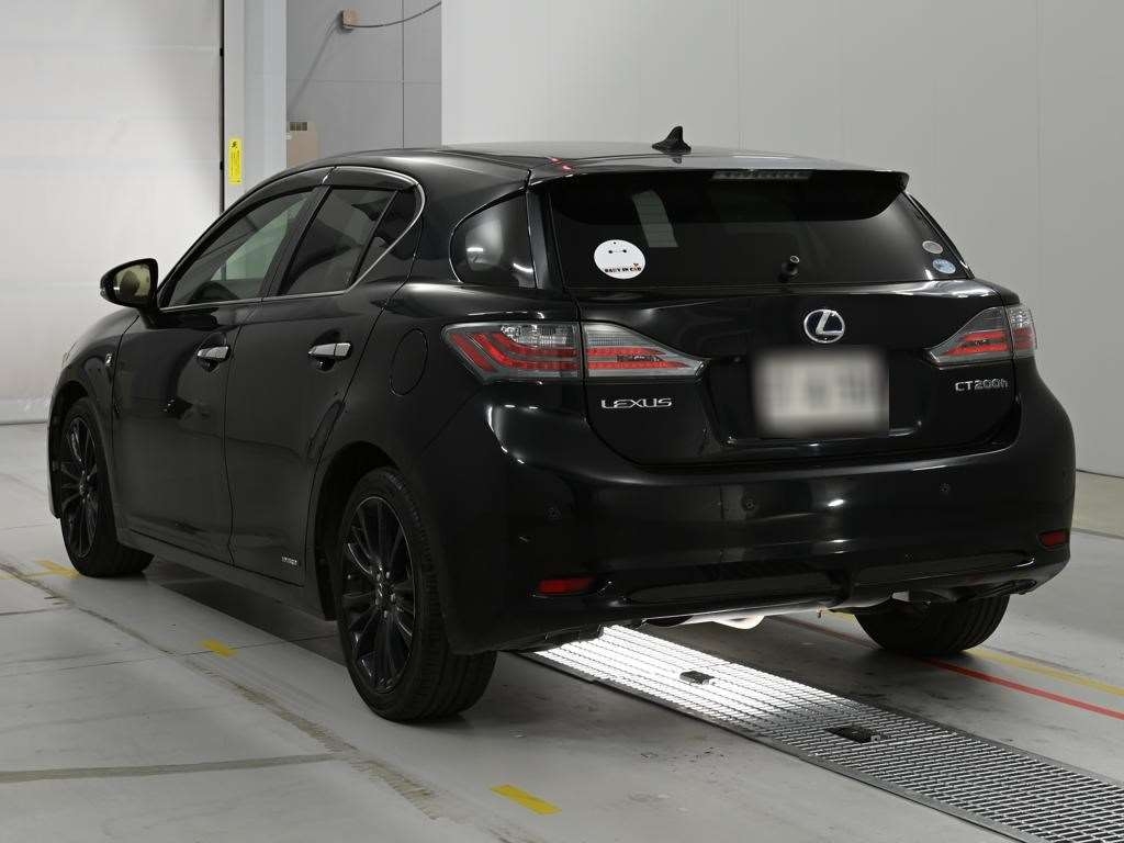 LEXUS CT200H