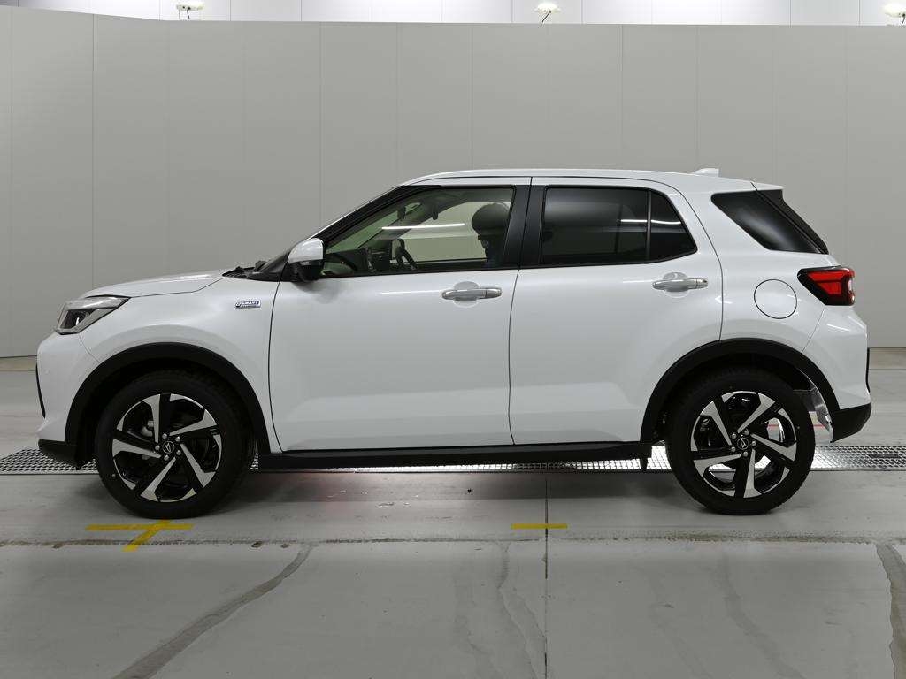 DAIHATSU ROCKY