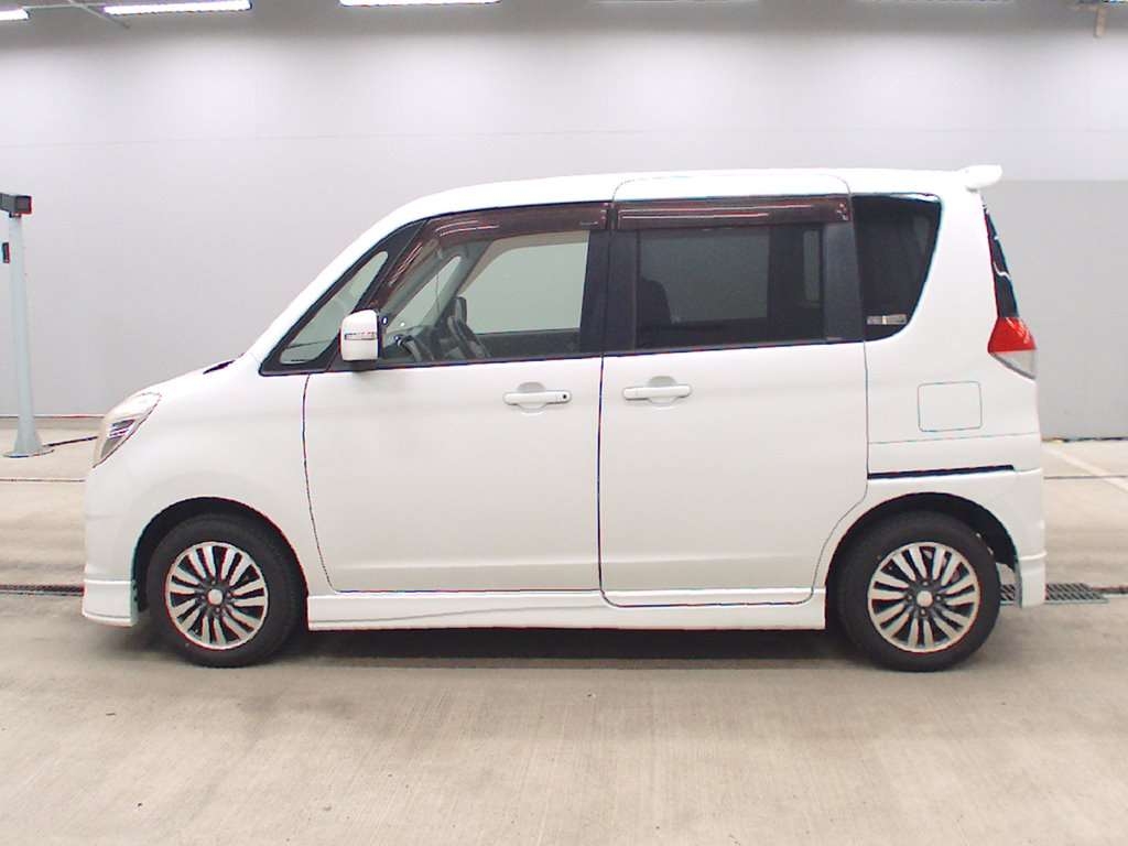 MITSUBISHI DELICA D:2