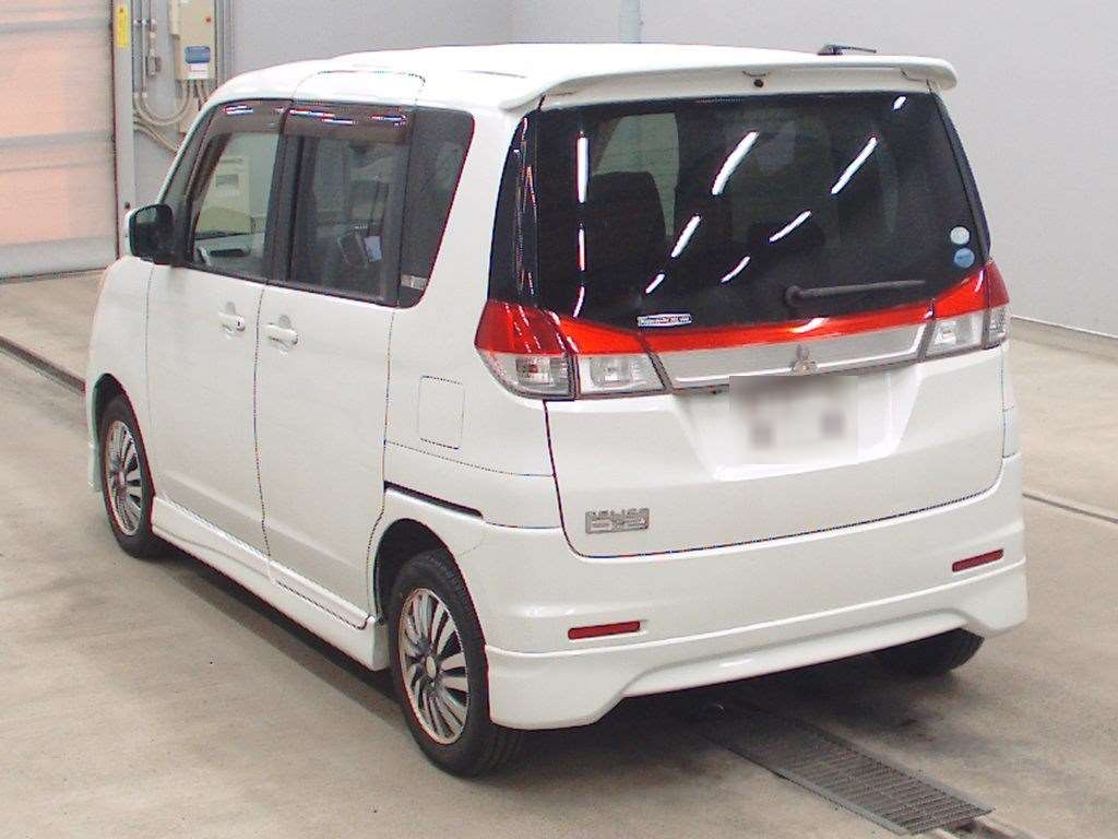 MITSUBISHI DELICA D:2