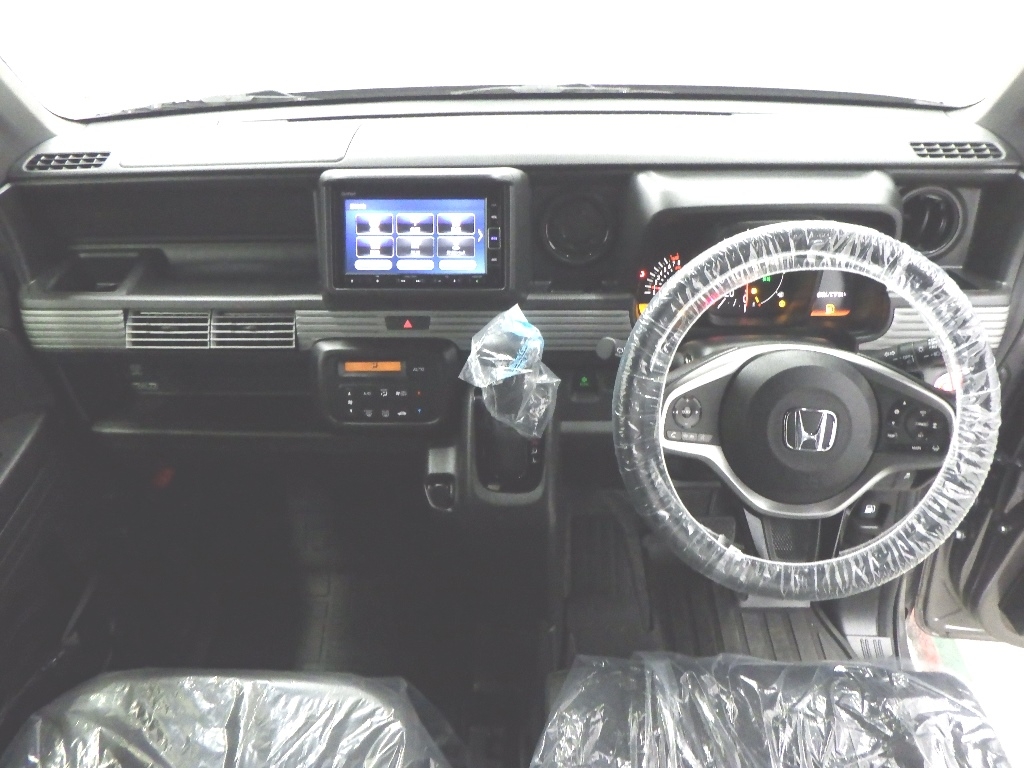 HONDA N-VAN