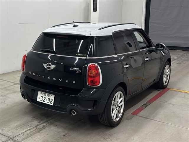 MINI CROSSOVER