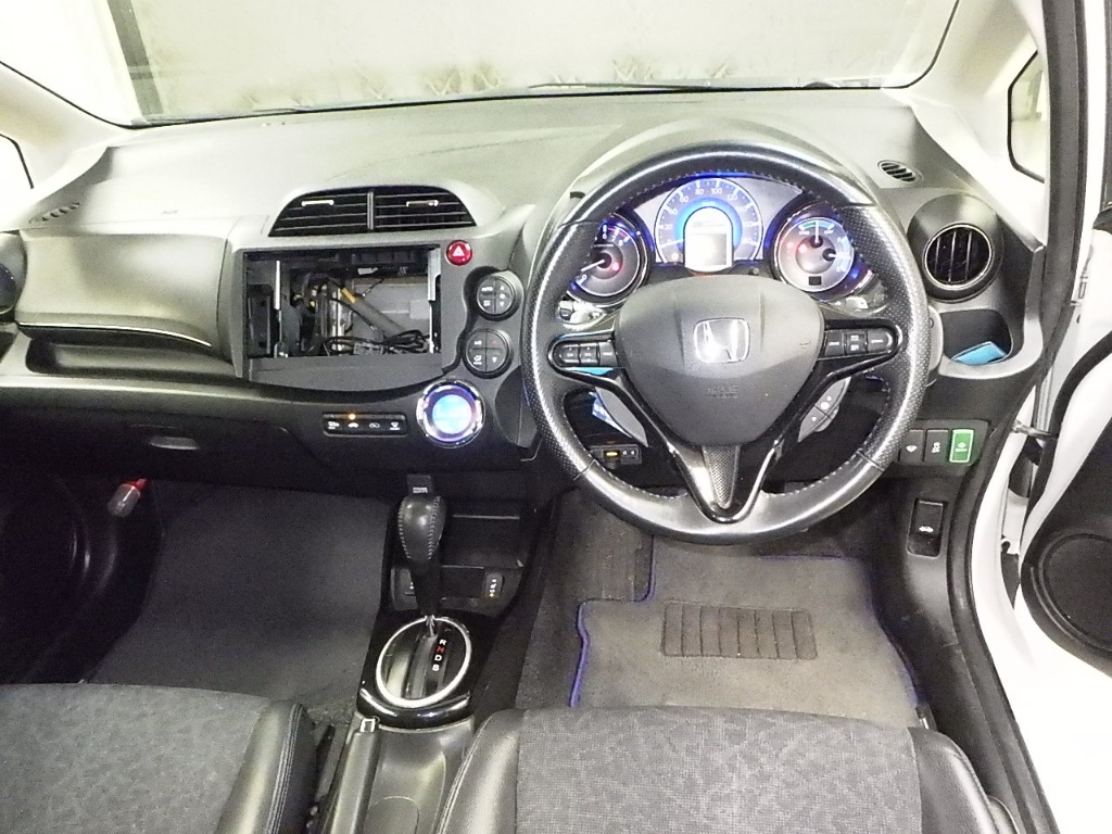 HONDA FIT SHUTTLE