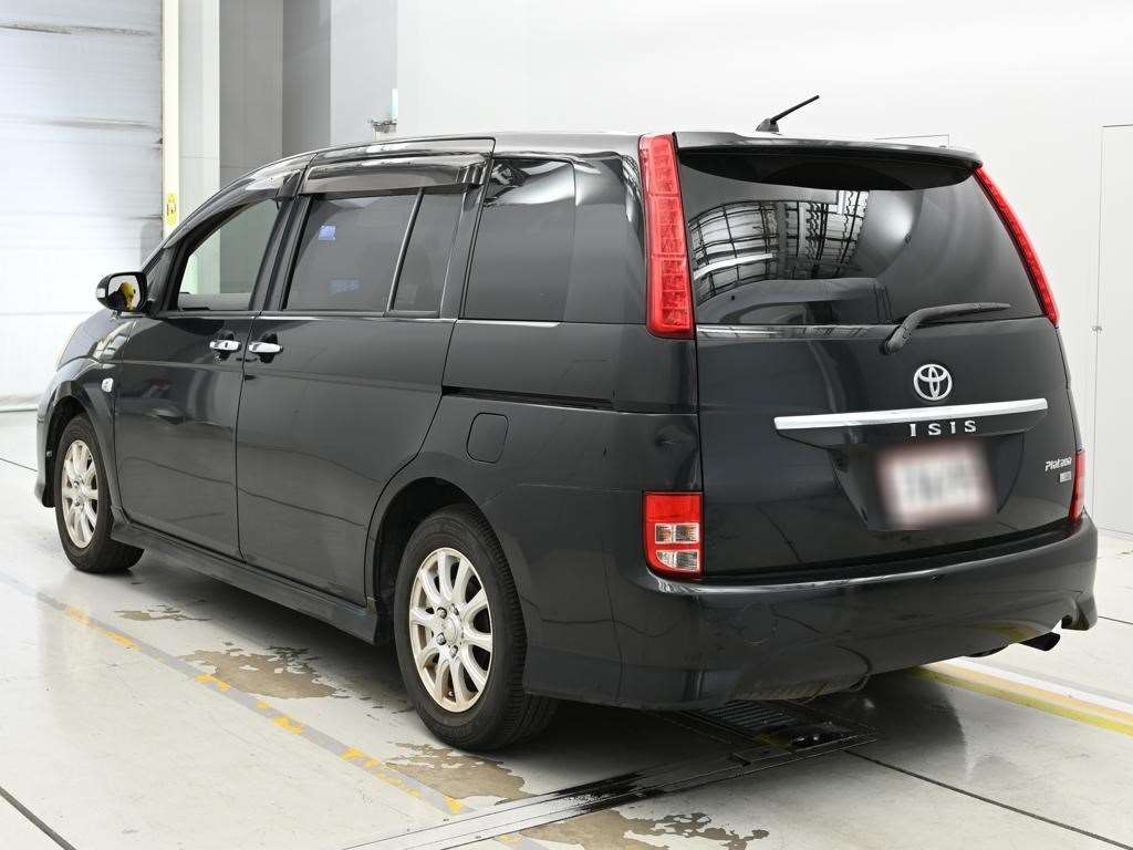 TOYOTA ISIS
