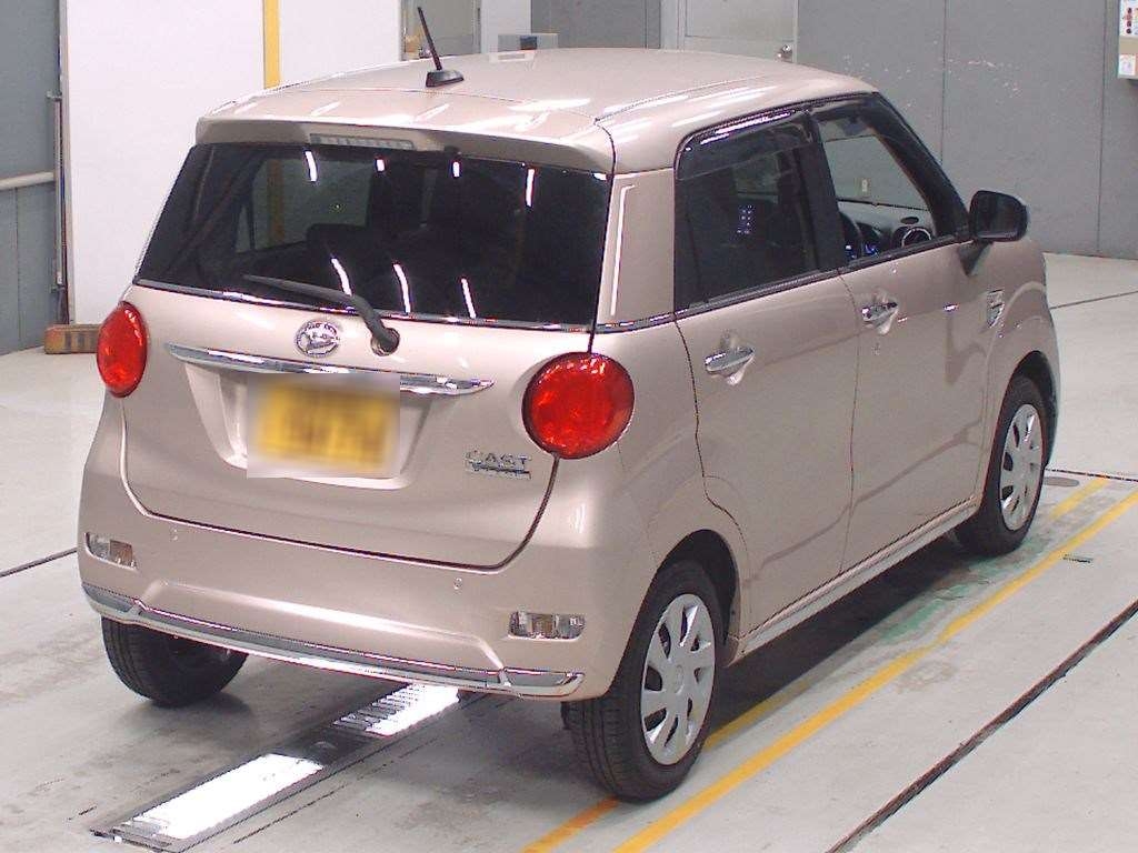 DAIHATSU CAST