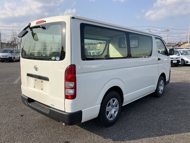 TOYOTA REGIUS ACE
