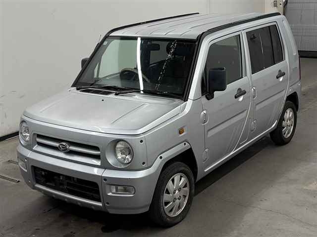 DAIHATSU NAKED