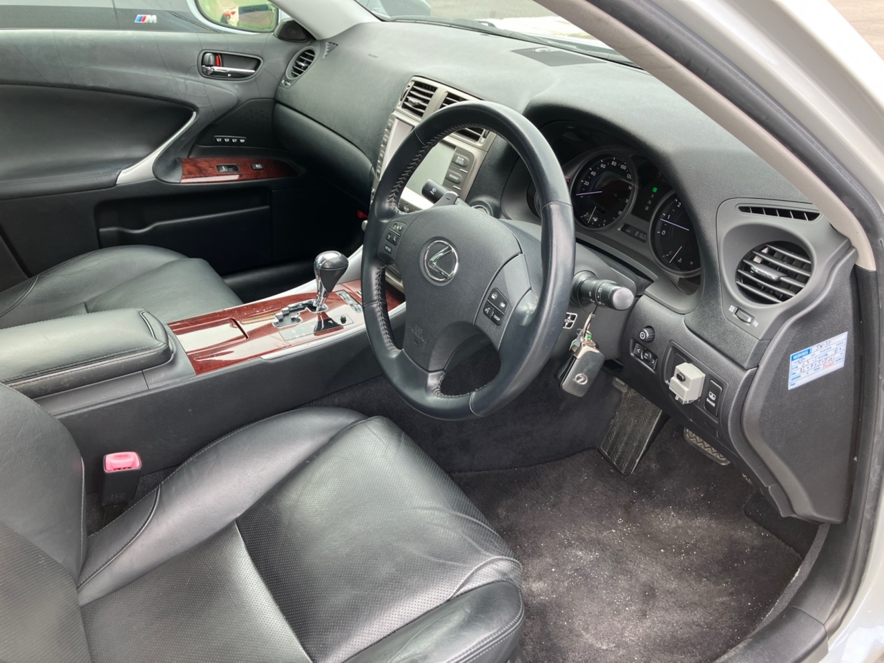 LEXUS IS350