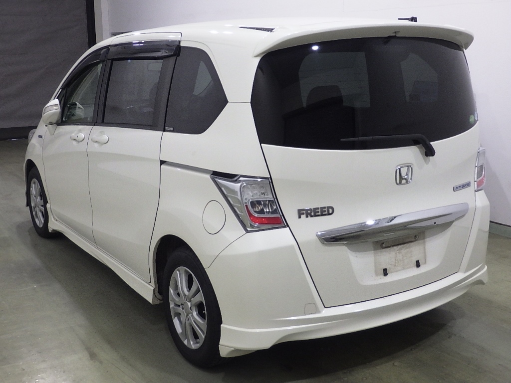 HONDA FREED