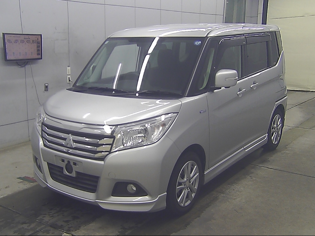 MITSUBISHI DELICA D:2