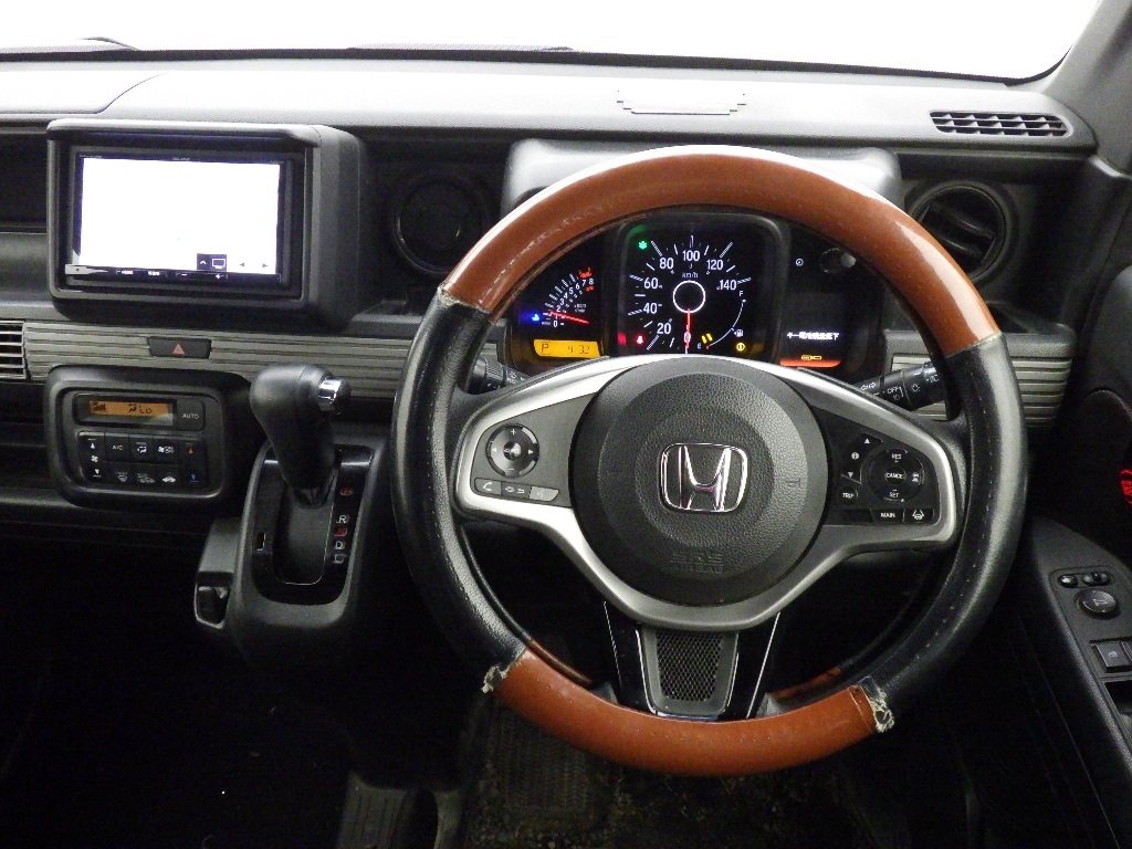 HONDA N-VAN