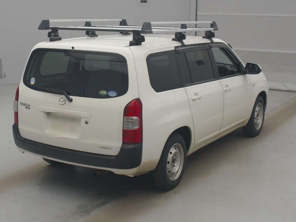 MAZDA FAMILIA