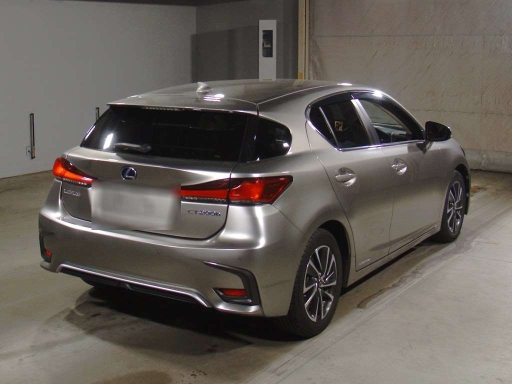 LEXUS CT200H