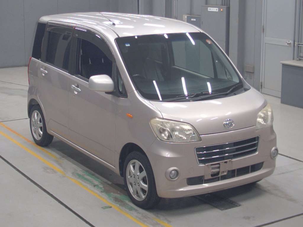 DAIHATSU TANTO EXE