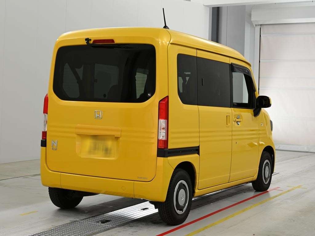 HONDA N-VAN