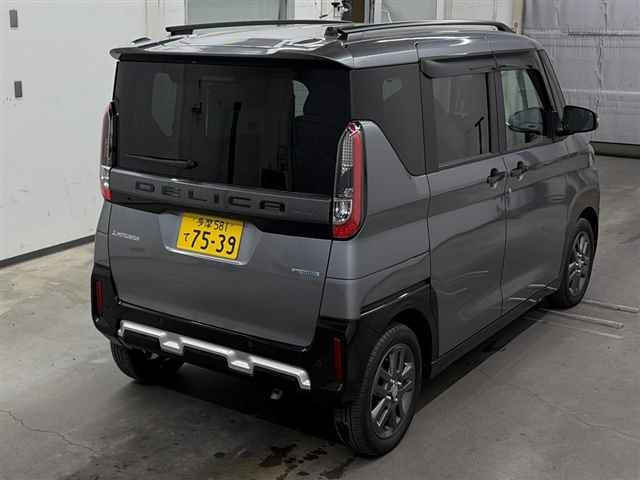 MITSUBISHI DELICA MINI