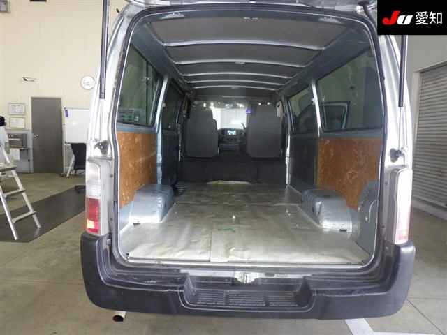 NISSAN CARAVAN