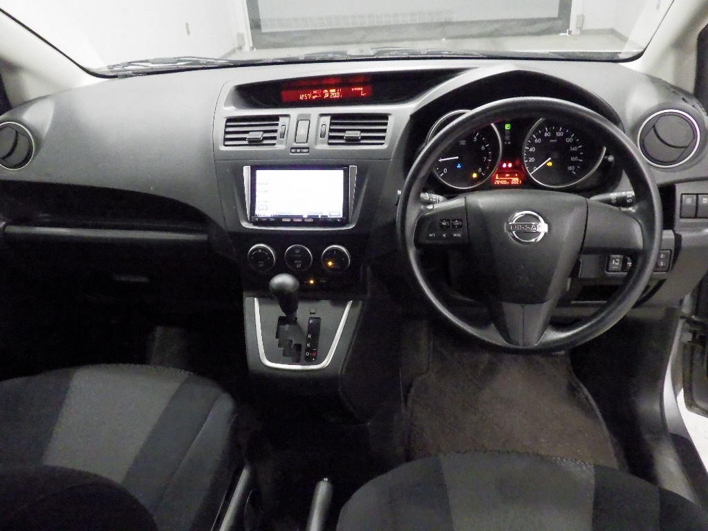 NISSAN LAFESTA