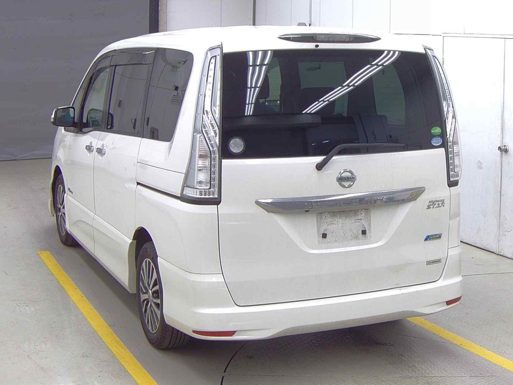NISSAN SERENA