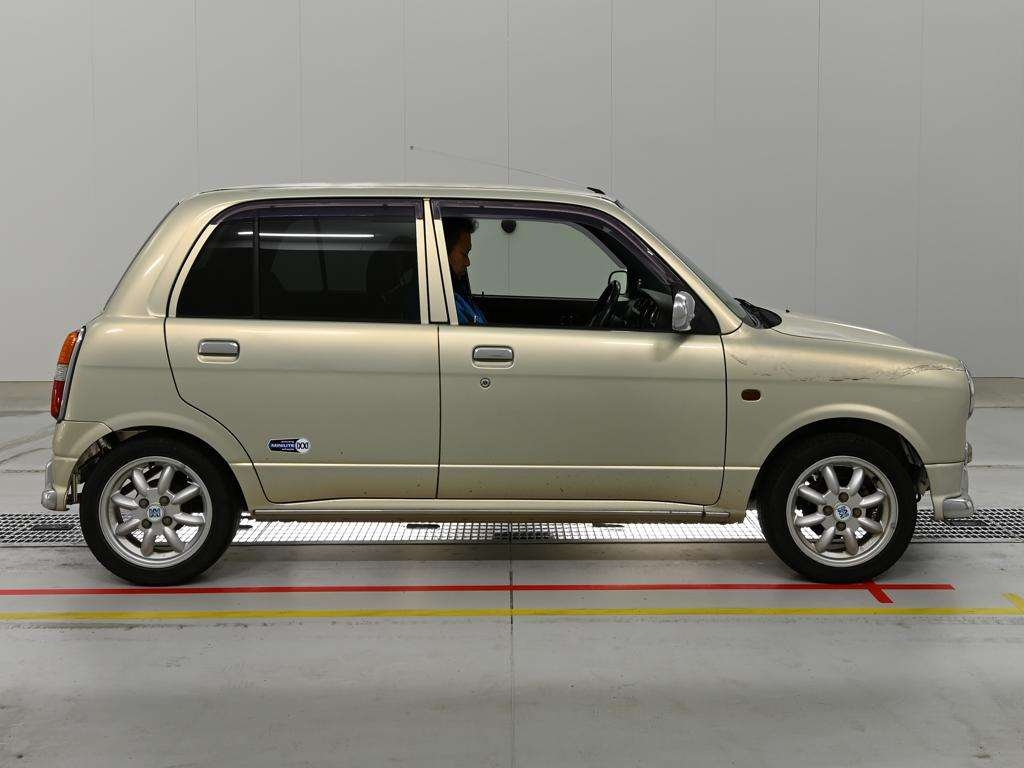 DAIHATSU MIRA GINO