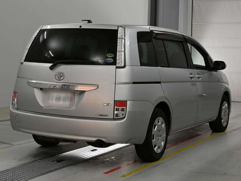 TOYOTA ISIS