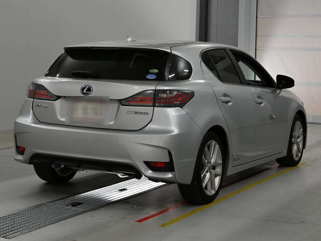LEXUS CT200H