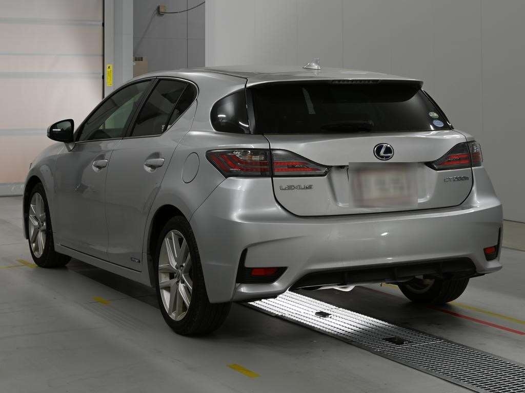 LEXUS CT200H
