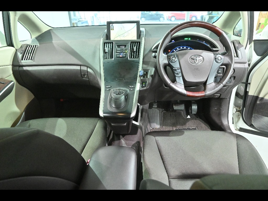 TOYOTA SAI
