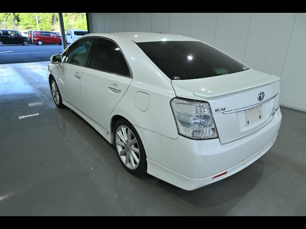 TOYOTA SAI