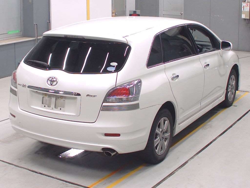 TOYOTA MARK X ZIO