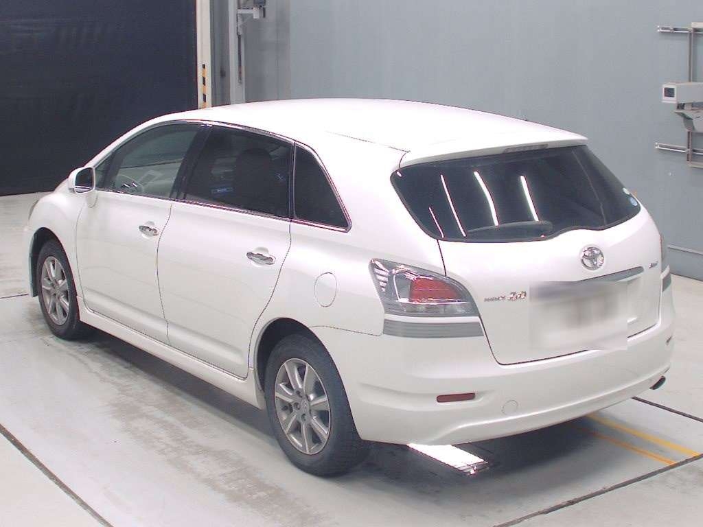 TOYOTA MARK X ZIO