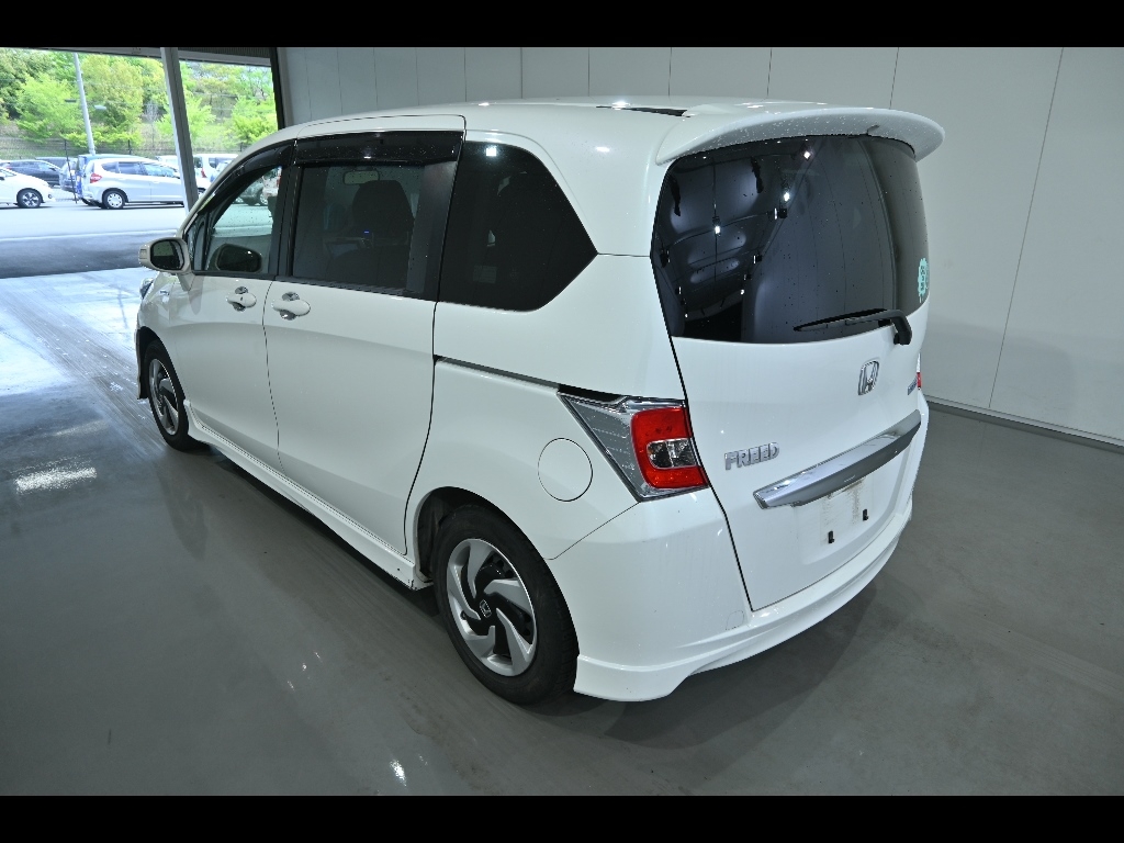HONDA FREED
