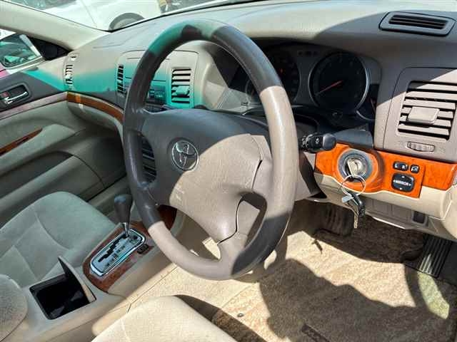 TOYOTA MARK II