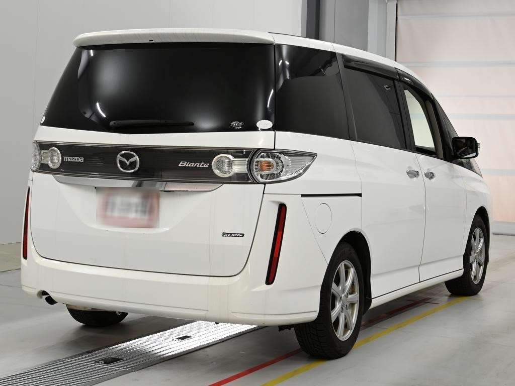MAZDA BIANTE