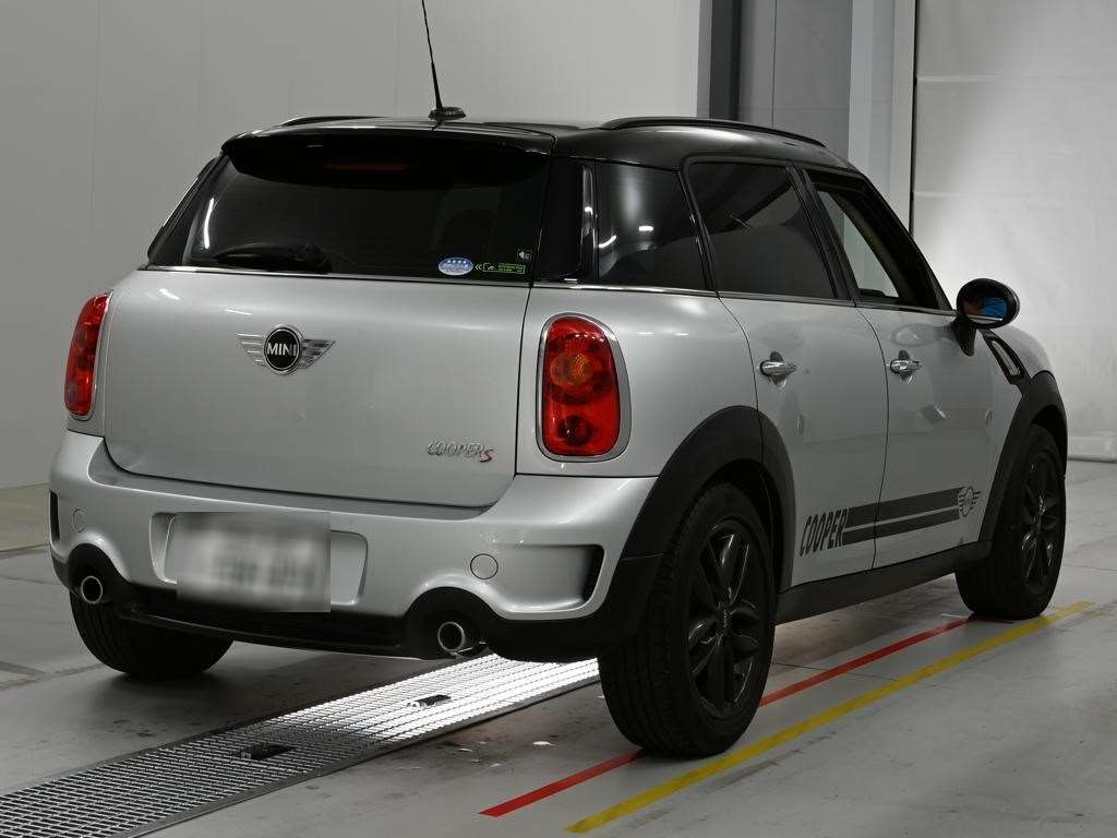 MINI CROSSOVER