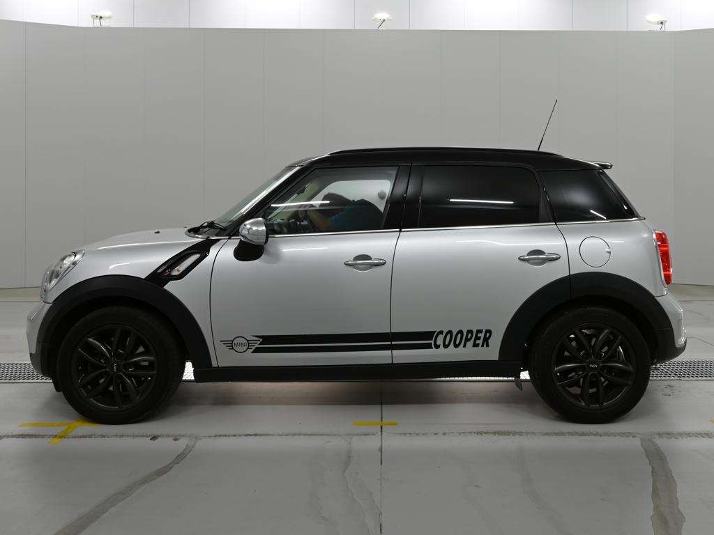 MINI CROSSOVER