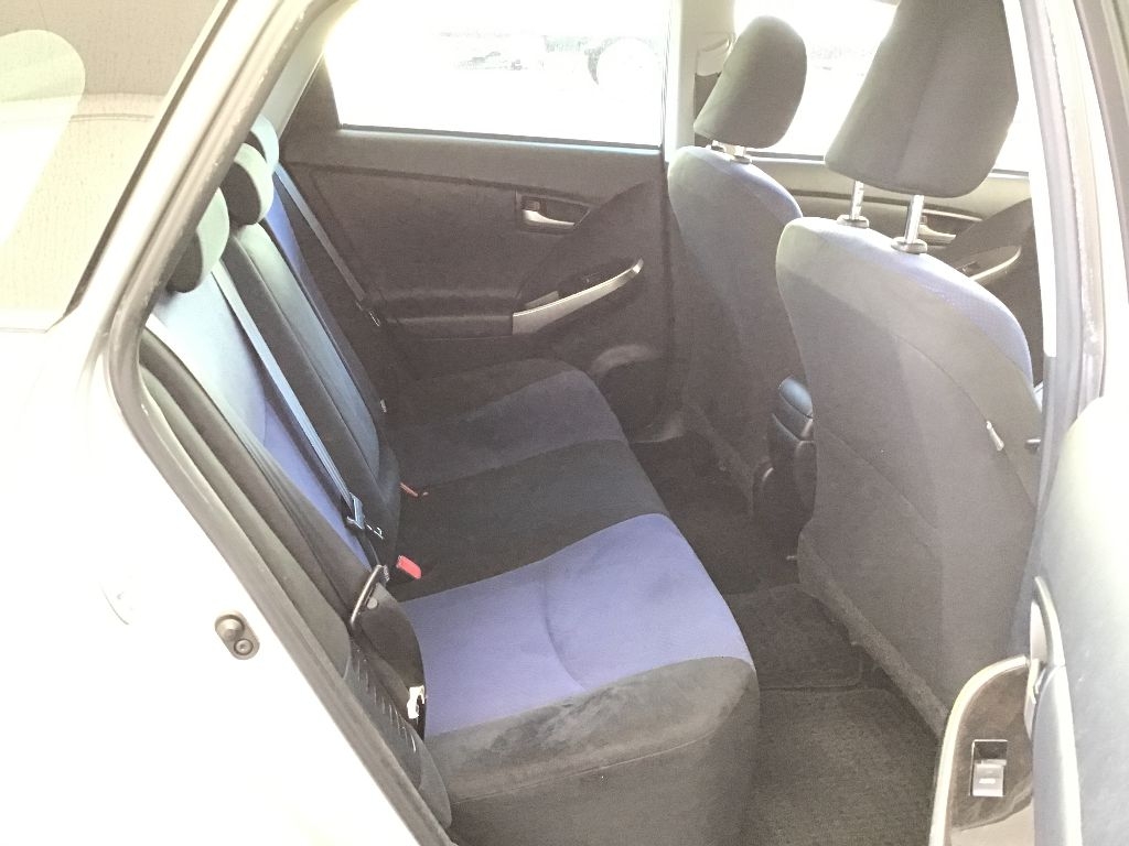 TOYOTA PRIUS PHV