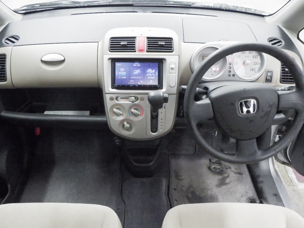 HONDA LIFE
