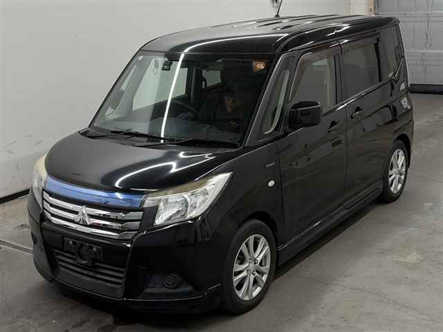 MITSUBISHI DELICA D:2