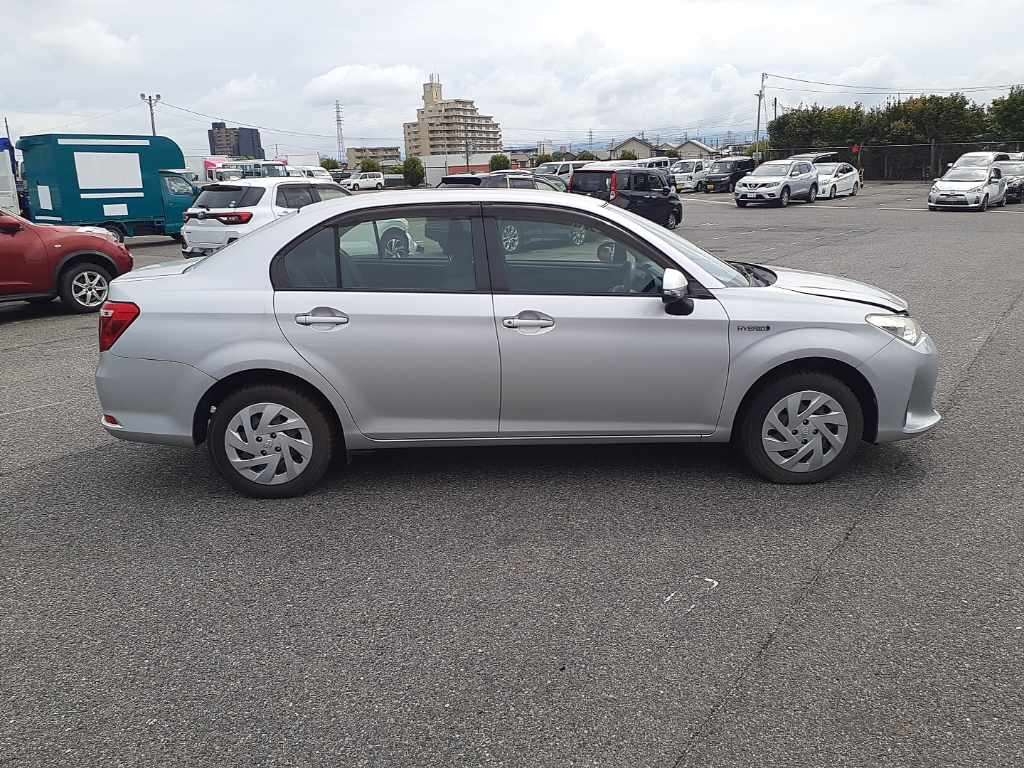 TOYOTA COROLLA AXIO