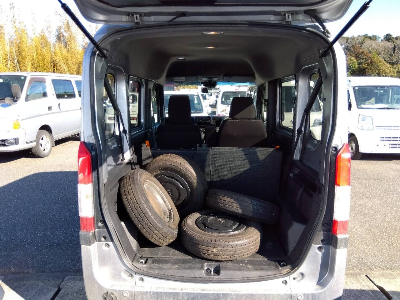 HONDA N-VAN