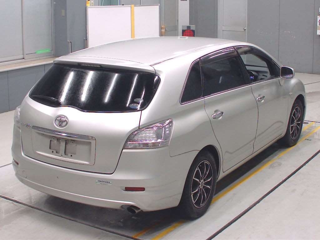 TOYOTA MARK X ZIO