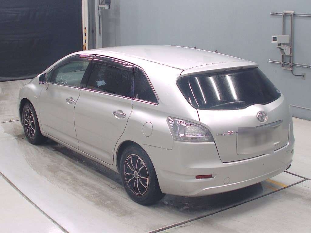 TOYOTA MARK X ZIO