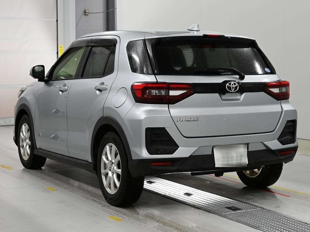 TOYOTA RAIZE