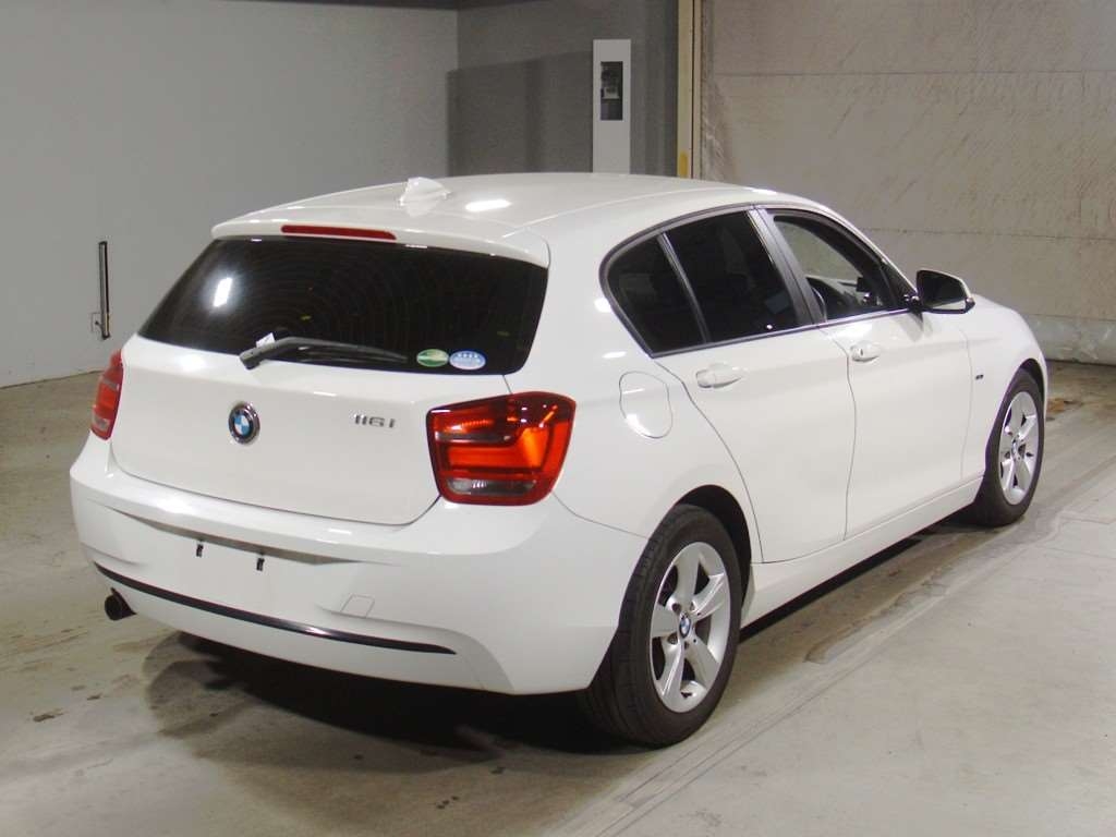 BMW 1-SERIES